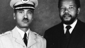 Chuyện người huấn luyện Nelson Mandela trở thành người lính