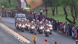 Bắt đầu lễ viếng Cựu Tổng thống Nelson Mandela tại tòa nhà Liên minh