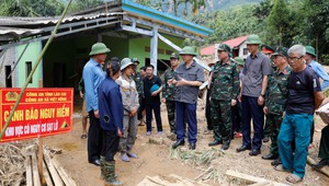 Phó Thủ tướng Trần Hồng Hà chỉ đạo ứng phó bão số 11 tại Lào Cai