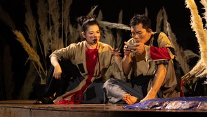 Từ nhạc kịch đến công nghiệp văn hóa