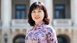 Nhà văn Nguyễn Thu Hằng: "Tôi vẫn thích viết cho thiếu nhi nhất"