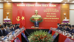Tổng Bí thư chủ trì Hội nghị Ban chỉ đạo Trung ương về phát triển khoa học, công nghệ, đổi mới sáng tạo và chuyển đổi số