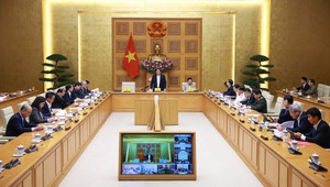 Thủ tướng họp triển khai chiến dịch Quang Trung, "thần tốc" xây nhà cho người dân bị thiên tai