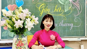 Nhà giáo Hoàng Minh Ngọc: Nhìn ngắm học trò và làm thơ