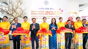 Khai mạc Triển lãm ảnh Mừng Đảng, Mừng Xuân và thành công Đại hội XIV của Đảng