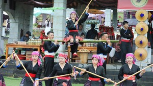 “Xuân quê hương” tại Làng Văn hóa - Du lịch các dân tộc Việt Nam