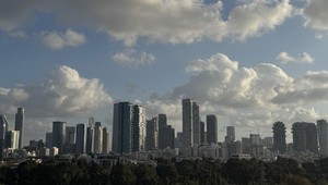 Iran tấn công các căn cứ quân sự Mỹ trong khu vực