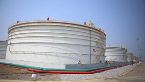 Iran: Một cuộc xung đột kéo dài có thể 'phá hủy' nền kinh tế thế giới