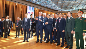 Thủ tướng Phạm Minh Chính làm việc, thúc đẩy các dự án khí LNG với Nga