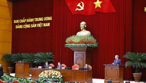 Thông cáo báo chí về ngày làm việc thứ hai Hội nghị Trung ương 2 khoá XIV