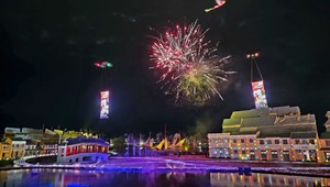 Hội An rực rỡ trong đêm khai mạc Lễ hội Ánh sáng và Di sản