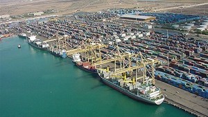 Mỹ triển khai hơn 15 tàu chiến phong tỏa eo biển Hormuz