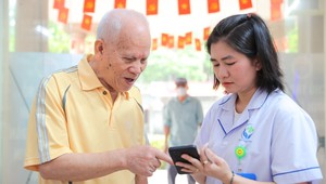 Hà Nội triển khai khám sức khỏe miễn phí cho hàng nghìn người cao tuổi