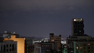 Kế hoạch 10 điểm của Iran thúc đẩy ngừng bắn tạm thời - Các nước vùng Vịnh vẫn siết chặt an ninh