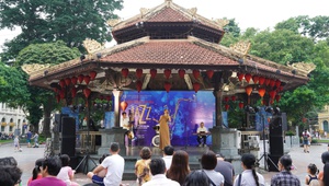 Âm nhạc cuối tuần: Khi không gian công cộng trở thành điểm hẹn văn hóa của Hà Nội