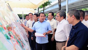 Bí thư Thành ủy Hà Nội yêu cầu tăng tốc hoàn thiện giao thông trục Tây Thăng Long