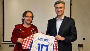 VIDEO Bản tin World Cup 2026 - Chào buổi sáng 9/6: Luka Modric sẵn sàng xung trận