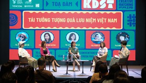 Khi quà lưu niệm trở thành "đại sứ văn hóa"