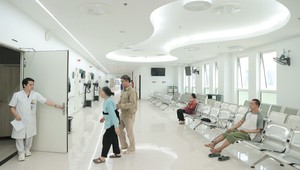 Hiện thực hóa mục tiêu xây dựng nền y tế hiện đại, lấy người dân làm trung tâm