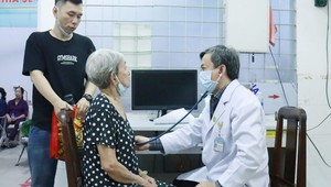 Phát triển y tế hiện đại từ nền tảng cơ sở và đổi mới công nghệ