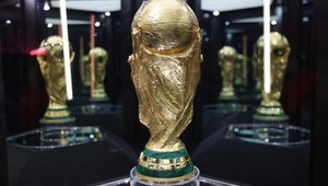Thơ World Cup: Chỉ còn vài bước nữa thôi
