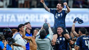 Thơ World Cup: Màn đua vua phá lưới
