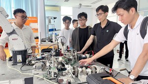 Kết nối trí tuệ toàn cầu, xây dựng nguồn nhân lực AI Việt Nam