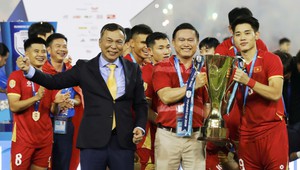 Tin nóng bóng đá Việt hôm nay 27/8: Đội tuyển Việt Nam tăng bậc trên bảng xếp hạng FIFA; Quang Hải đi vào lịch sử bóng đá Việt Nam