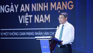 Thủ tướng Lê Minh Hưng: Bảo đảm an ninh mạng phải gắn kết giữa "bảo vệ hệ thống" và "bảo vệ con người"