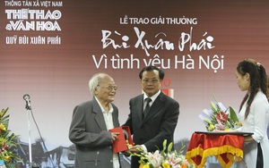 Nhà văn Tô Hoài - Giải thưởng Lớn Vì tình yêu Hà Nội