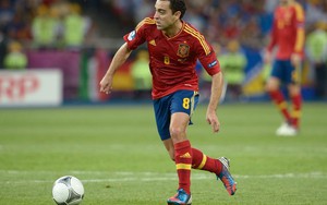 Xavi: "Ông vua" của những danh hiệu