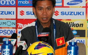 HLV Hoàng Anh Tuấn nói gì về lý do không nhận lời VFF?