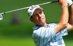 PGA Championship vòng 1: Furyk, Scott chung ngôi đầu, Tiger Woods gây thất vọng