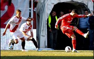 VIDEO: 5 'siêu phẩm' đánh gót thành bàn của Ronaldo