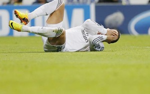 Những màn ăn vạ 'thô thiển' bậc nhất trên sân cỏ