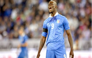 Hàng công tuyển Italy: Balotelli hắt hơi, cả nước Ý rùng mình