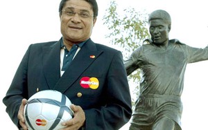 Phỏng vấn Eusebio - Kỳ 1: 'Tôi thích so tài với các huyền thoại'