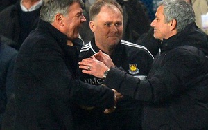 CẬP NHẬT tin tối 26/10: Mourinho cảm ơn... HLV West Ham. Ronaldo tin Van Gaal sẽ giúp Man United vô địch