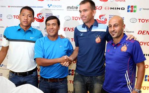 Sôi động ngày hội