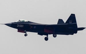 Trung Quốc 'khua chiêng' quanh máy bay tàng hình nội địa