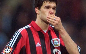 Top 10 pha đá phản lưới khó tin ở Bundesliga: Từ Michael Ballack, Jen Jeremies đến Kramer