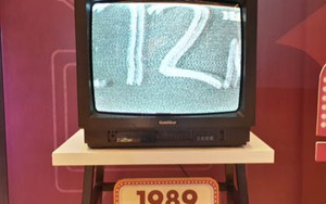 LG trao giải 100 triệu đồng cho chiếc tivi 25 năm tuổi