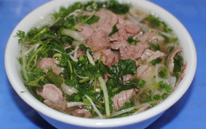 Chuyện Hà Nội: Bản lĩnh... phở
