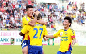 Cầu thủ Đồng Tháp: Đi không nỡ, ở không đành