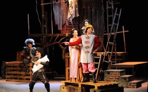 Xóa bỏ bao cấp tại các nhà hát: Cơ chế còn quan trọng hơn tiền