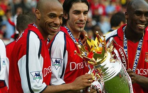 Arsenal chào đón Henry trở lại làm HLV