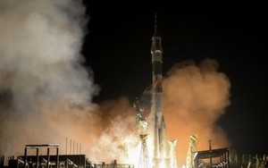 Nữ phi hành gia đầu tiên của Italy bay vào vũ trụ