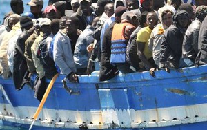 Mafia Italy kiếm bộn tiền trên sinh mạng người nhập cư