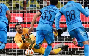 Inter thắng mừng sinh nhật Mancini. Handanovic đẩy 6 quả penalty liên tiếp