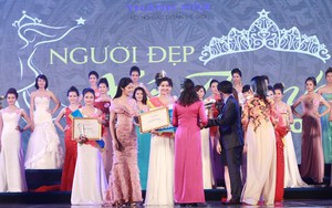 Khánh Huyền đăng quang Người đẹp xứ Thanh